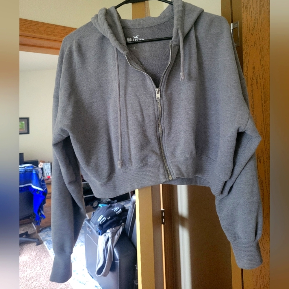 Grey Cropped Zip Up Hoodie